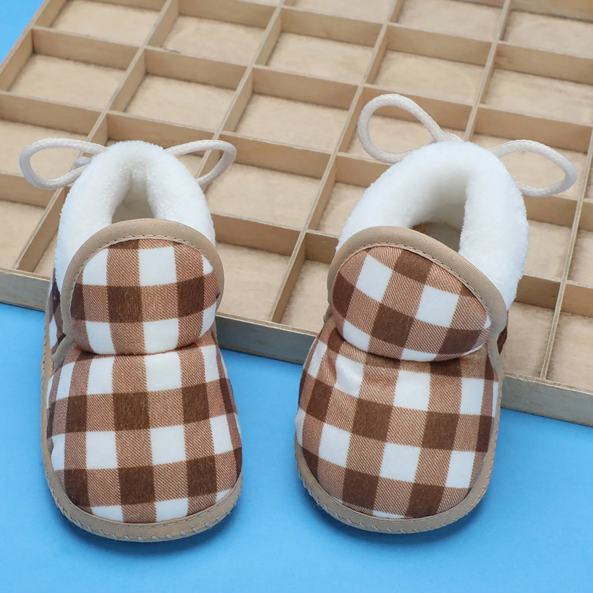 Baby Moo Checked Soft Slip-On Anti-Skid Plush Warm Booties - Brown