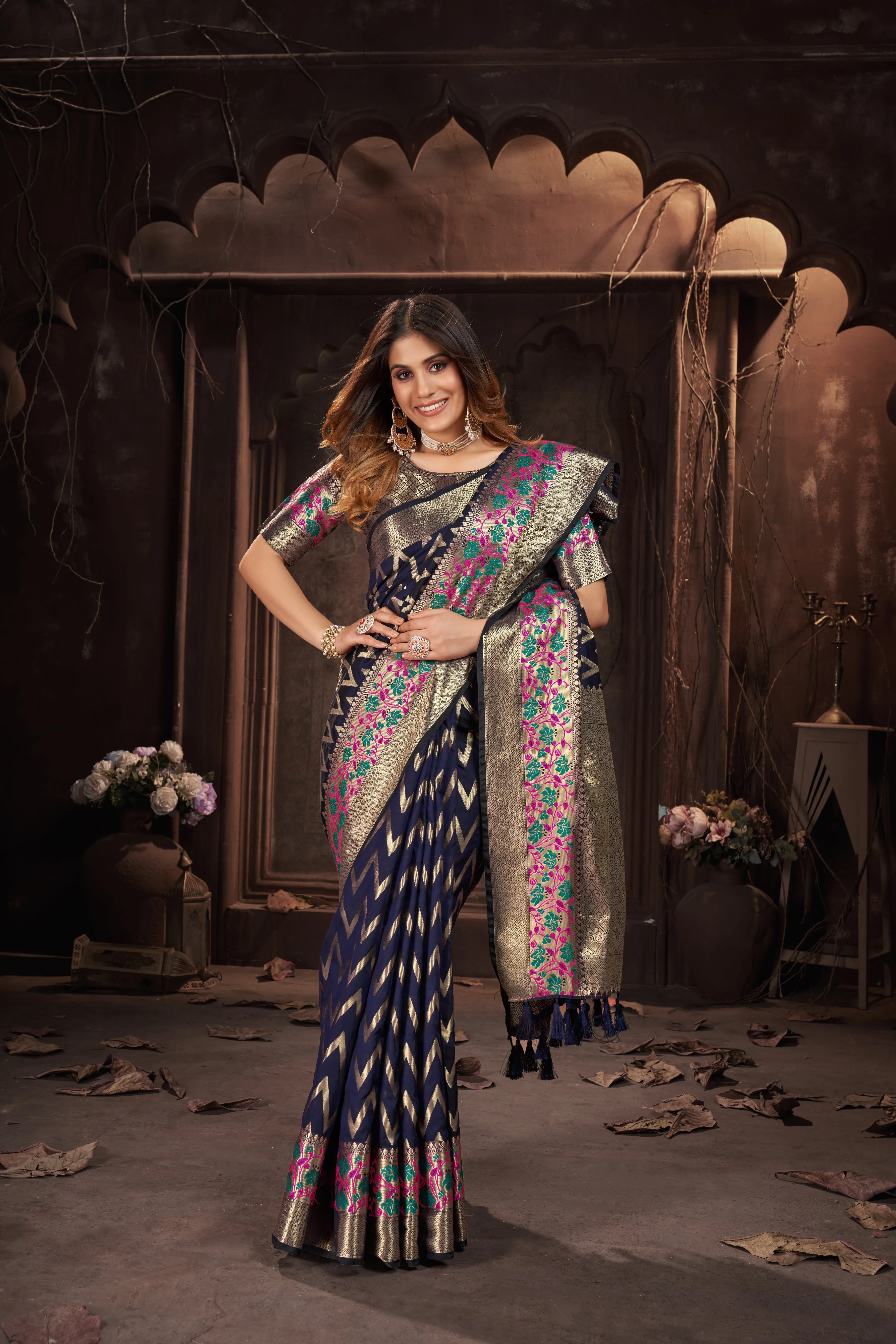 Women Party Wear Weaving Leherai Silk Black colour Saree with Un-Stitched Blouse